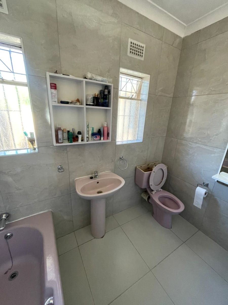 3 Bedroom Property for Sale in Amalinda Eastern Cape